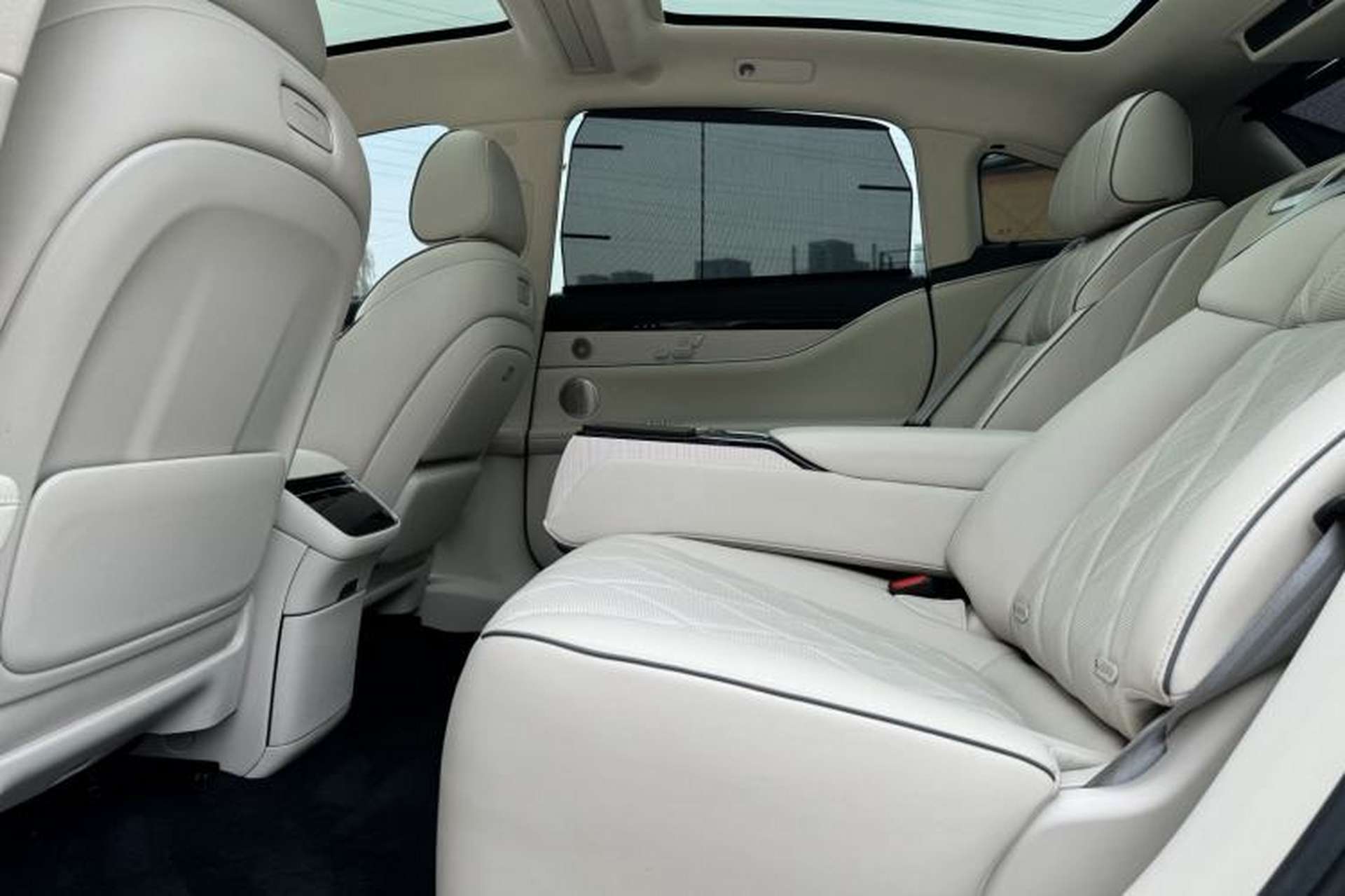 Used Hima Stelato S9 2024 All-Electric Ultra Four-Wheel-Drive Flagship Edition Interior 11