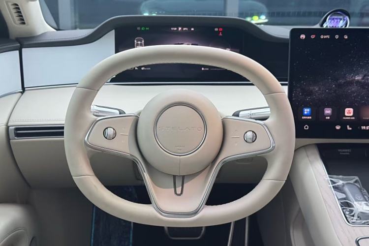 Used Hima Stelato S9 2024 All-Electric Ultra Four-Wheel-Drive Flagship Edition Interior 2