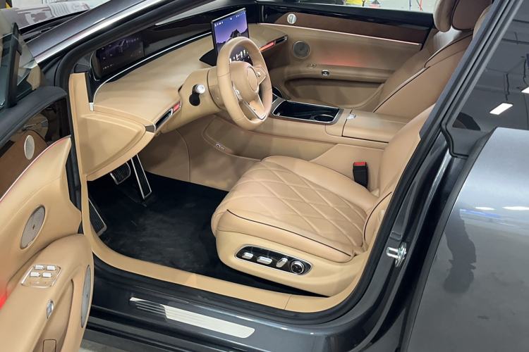 Used Hima Stelato S9 2024 All-Electric Ultra Four-Wheel-Drive Flagship Edition Interior 2
