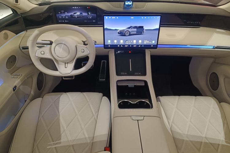 Used Hima Stelato S9 2024 All-Electric Ultra Four-Wheel-Drive Flagship Edition Interior 2