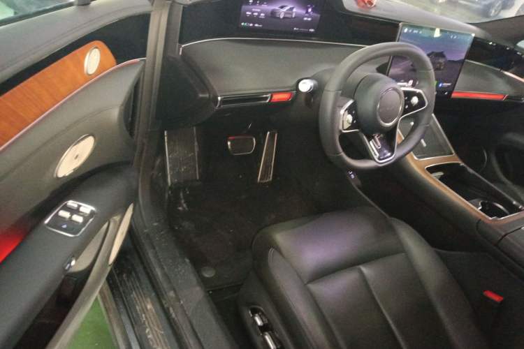 Used Hima Stelato S9 2024 All-Electric Ultra Four-Wheel-Drive Flagship Edition Interior 3