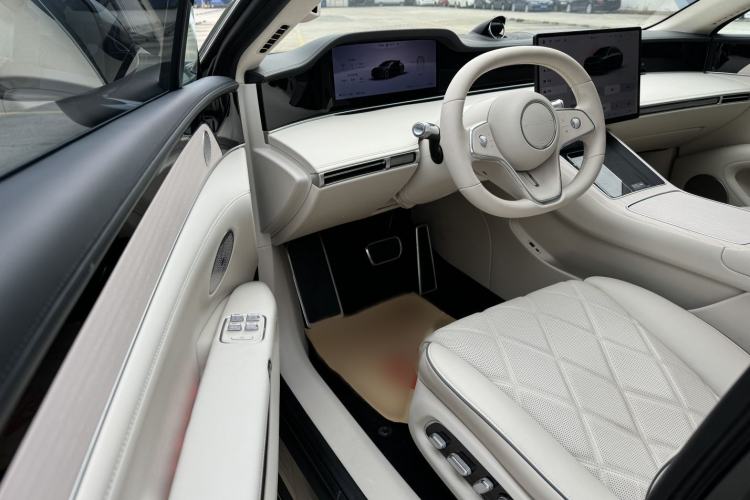 Used Hima Stelato S9 2024 All-Electric Ultra Four-Wheel-Drive Flagship Edition Interior 6