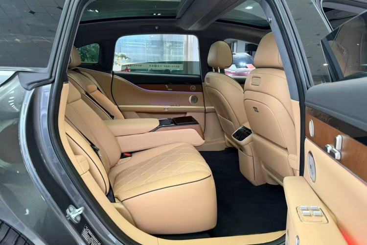 Used Hima Stelato S9 2024 All-Electric Ultra Four-Wheel-Drive Flagship Edition Interior 6