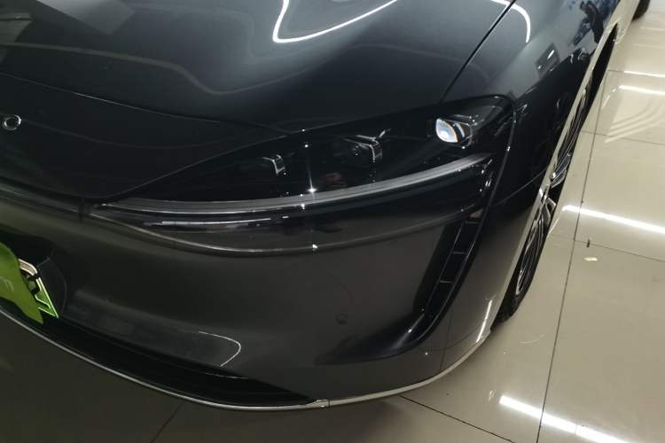 Used Hima Stelato S9 2024 All-Electric Ultra Rear-Drive Long-Range Flagship Edition Left Front Headlight