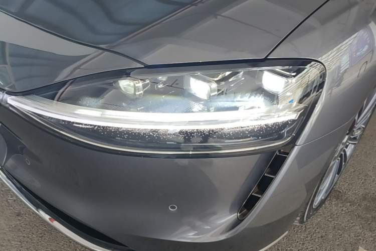 Used Hima Stelato S9 2024 All-Electric Ultra Four-Wheel-Drive Flagship Edition Left Front Headlight