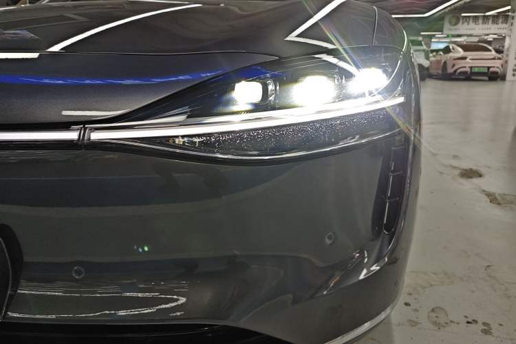 Used Hima Stelato S9 2024 All-Electric Ultra Four-Wheel-Drive Flagship Edition Left Front Headlight