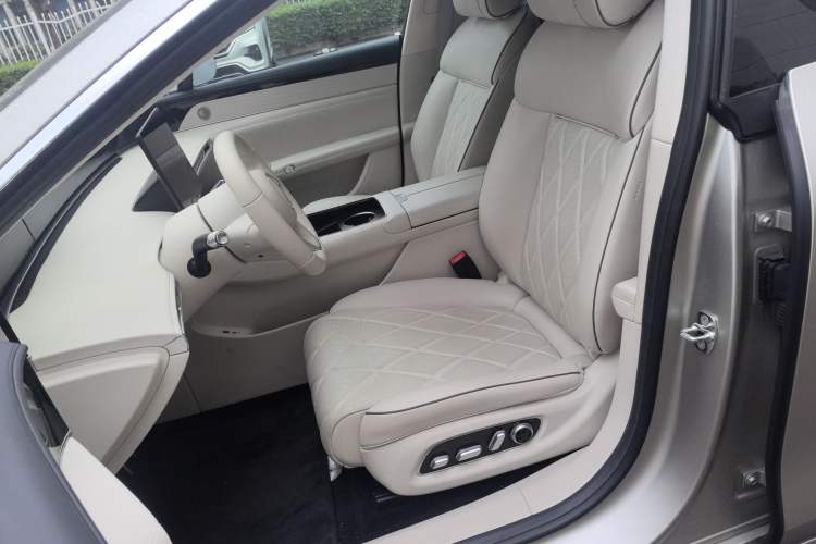 Used Hima Stelato S9 2024 All-Electric Ultra Four-Wheel-Drive Flagship Edition Left Front Seat
