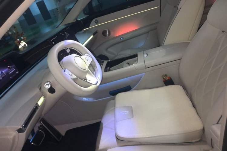 Used Hima Stelato S9 2024 All-Electric Ultra Four-Wheel-Drive Flagship Edition Left Front Seat