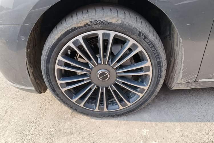 Used Hima Stelato S9 2024 All-Electric Ultra Four-Wheel-Drive Flagship Edition Left Front Wheel Hub