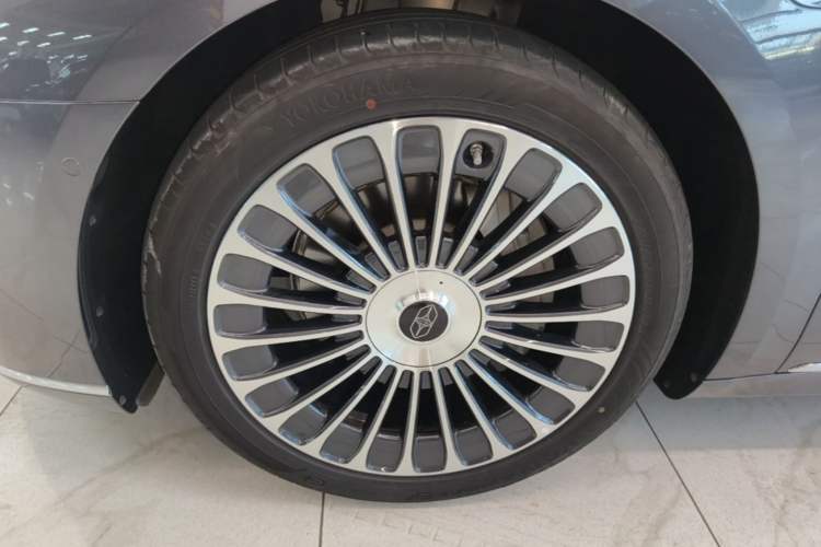 Used Hima Stelato S9 2024 All-Electric Max Rear-Drive Long-Range Version Left Front Wheel Hub