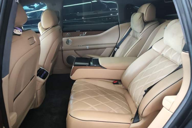 Used Hima Stelato S9 2024 All-Electric Ultra Four-Wheel-Drive Flagship Edition Left Rear Seat