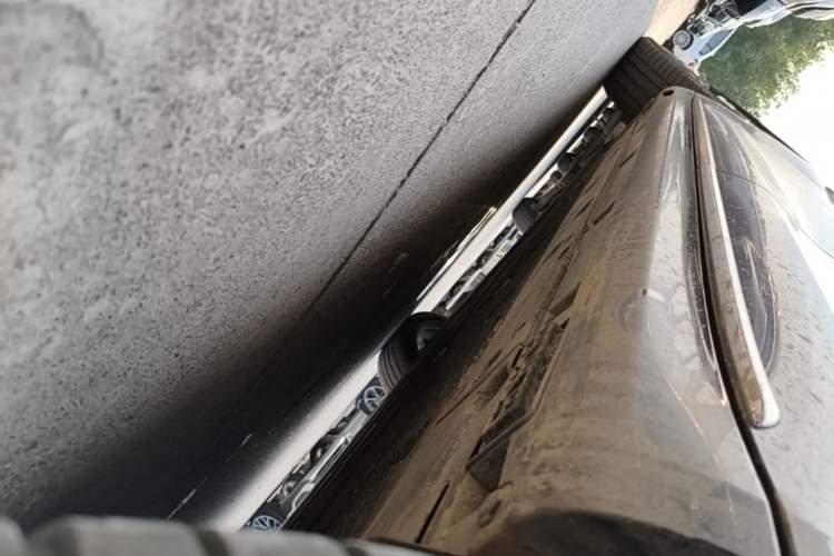 Used Hima Stelato S9 2024 All-Electric Ultra Four-Wheel-Drive Flagship Edition Left Side Sill