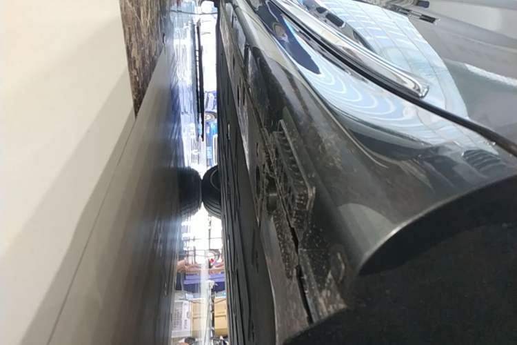 Used Hima Stelato S9 2024 All-Electric Max Rear-Drive Long-Range Version Left Side Sill
