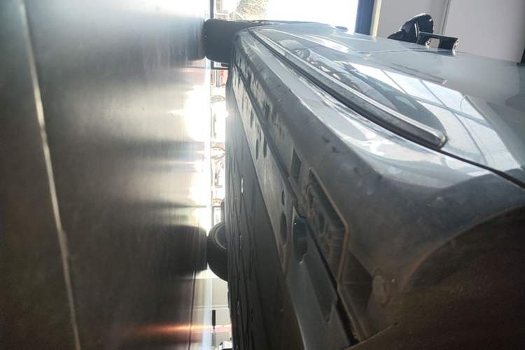 Used Hima Stelato S9 2024 All-Electric Ultra Four-Wheel-Drive Flagship Edition Left Side Sill