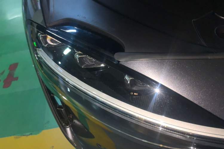 Used Hima Stelato S9 2024 All-Electric Ultra Four-Wheel-Drive Flagship Edition Right Front Headlight