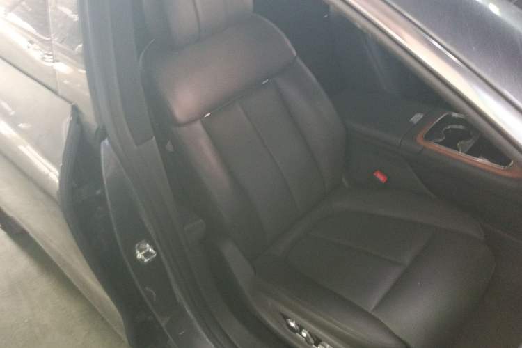 Used Hima Stelato S9 2024 All-Electric Ultra Four-Wheel-Drive Flagship Edition Right Front Seat