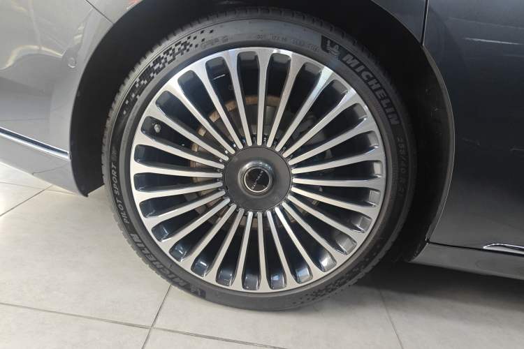 Used Hima Stelato S9 2024 All-Electric Ultra Four-Wheel-Drive Flagship Edition Right Rear Wheel Hub
