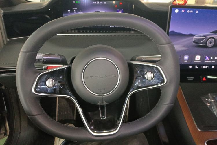 Used Hima Stelato S9 2024 All-Electric Ultra Four-Wheel-Drive Flagship Edition Steering Wheel