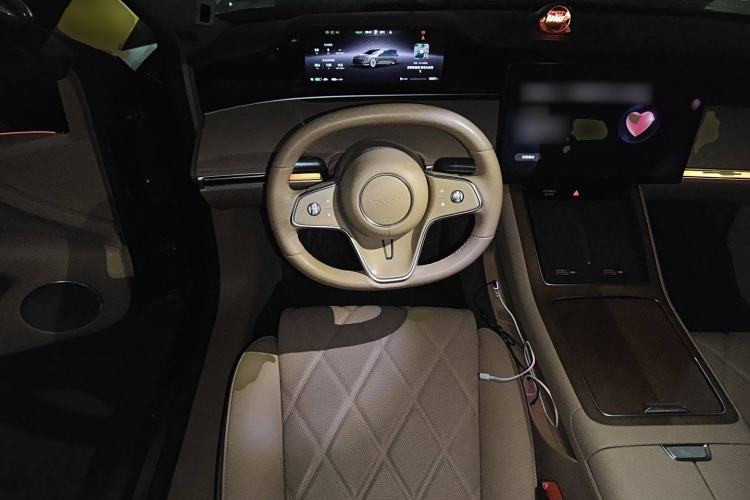 Used Hima Stelato S9 2024 All-Electric Max Rear-Drive Long-Range Version Steering Wheel