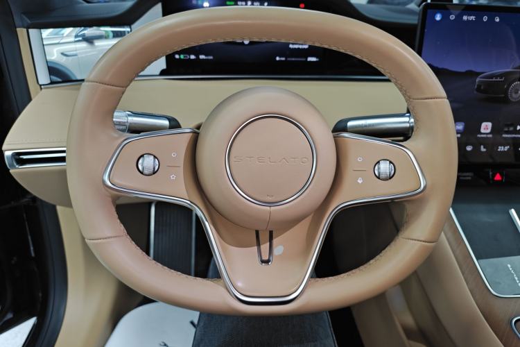 Used Hima Stelato S9 2024 All-Electric Ultra Four-Wheel-Drive Flagship Edition Steering Wheel