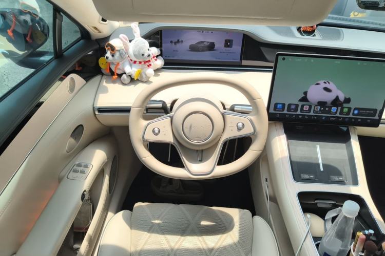 Used Hima Stelato S9 2024 All-Electric Ultra Four-Wheel-Drive Flagship Edition Steering Wheel