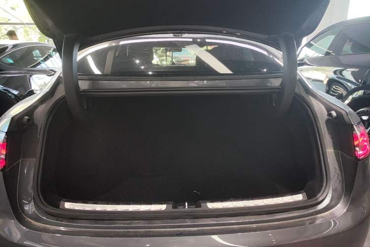 Used Hima Stelato S9 2024 All-Electric Ultra Four-Wheel-Drive Flagship Edition Trunk