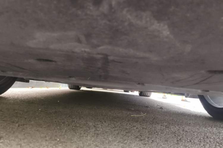 Used Hima Stelato S9 2024 All-Electric Ultra Four-Wheel-Drive Flagship Edition Chassis Rear