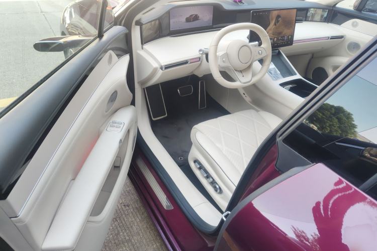 Used Hima Stelato S9 2024 All-Electric Ultra Four-Wheel-Drive Flagship Edition Driver Seat