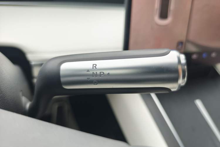 Used Hima Stelato S9 2024 All-Electric Ultra Four-Wheel-Drive Flagship Edition Gear Lever