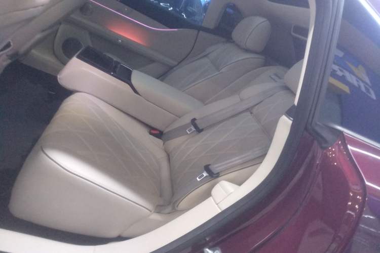 Used Hima Stelato S9 2024 All-Electric Ultra Four-Wheel-Drive Flagship Edition Interior 4