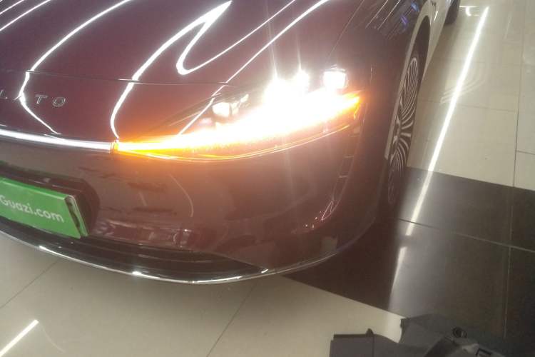 Used Hima Stelato S9 2024 All-Electric Ultra Four-Wheel-Drive Flagship Edition Left Front Headlight
