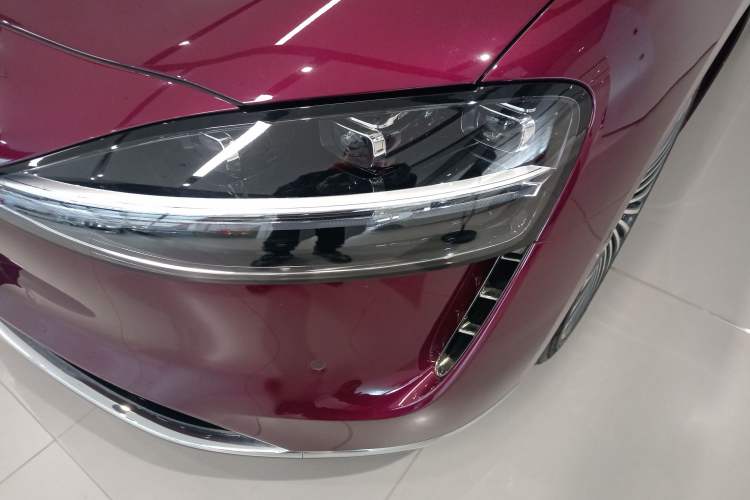 Used Hima Stelato S9 2024 All-Electric Ultra Four-Wheel-Drive Flagship Edition Left Front Headlight