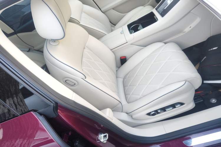 Used Hima Stelato S9 2024 All-Electric Ultra Four-Wheel-Drive Flagship Edition Right Front Seat