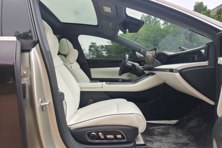 Used Hima Stelato S9 2024 All-Electric Ultra Four-Wheel-Drive Flagship Edition Right Front Seat