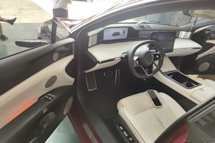 Used Hima Stelato S9 2024 All-Electric Ultra Four-Wheel-Drive Flagship Edition Driver Seat