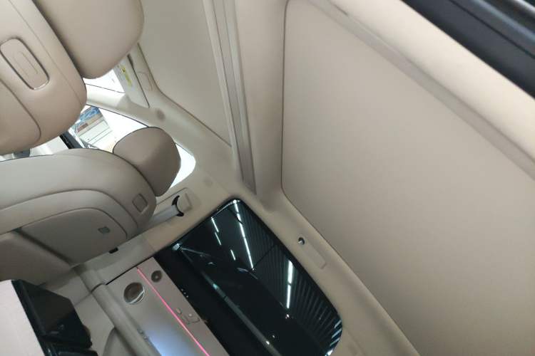 Used Hima Stelato S9 2024 All-Electric Ultra Four-Wheel-Drive Flagship Edition Headliner