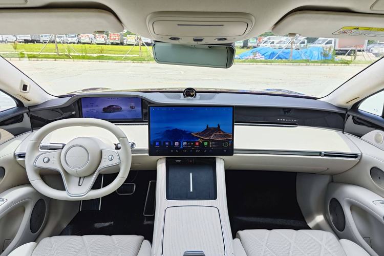 Used Hima Stelato S9 2024 All-Electric Ultra Four-Wheel-Drive Flagship Edition Interior 12