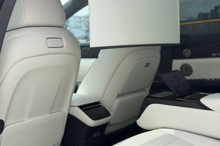 Used Hima Stelato S9 2024 All-Electric Ultra Four-Wheel-Drive Flagship Edition Interior 2