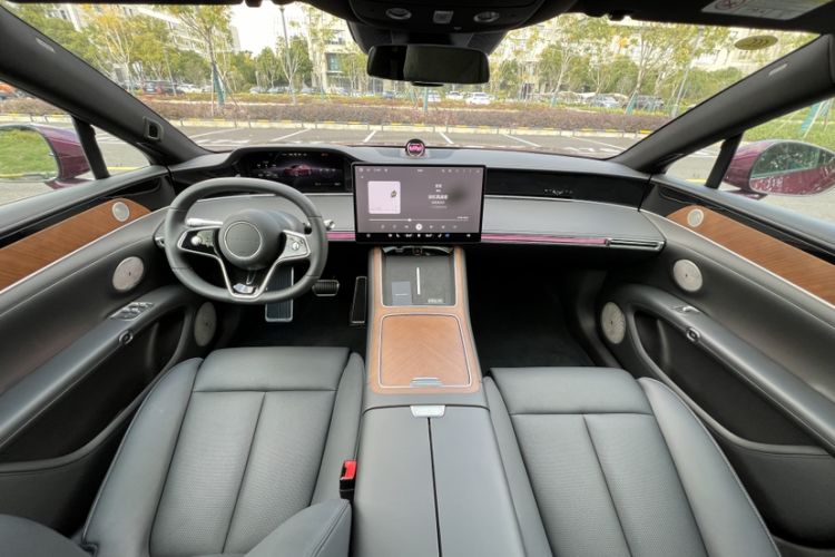 Used Hima Stelato S9 2024 All-Electric Max Rear-Drive Long-Range Version Interior 3
