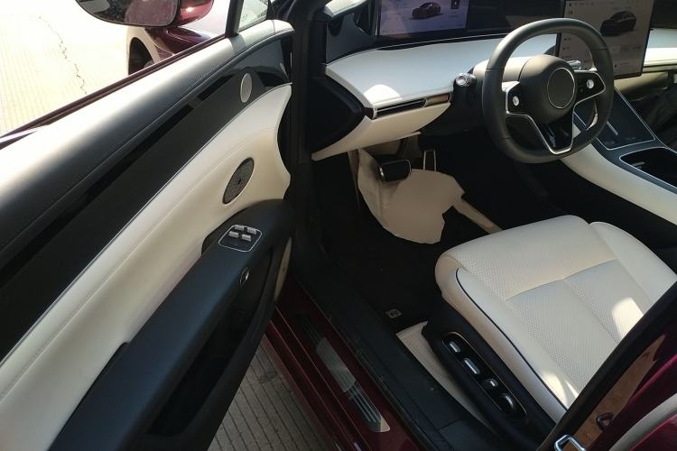 Used Hima Stelato S9 2024 All-Electric Ultra Four-Wheel-Drive Flagship Edition Interior 3