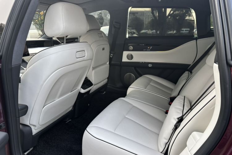 Used Hima Stelato S9 2024 All-Electric Ultra Four-Wheel-Drive Flagship Edition Interior 8