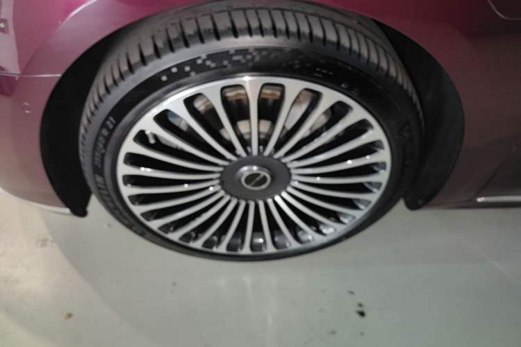 Used Hima Stelato S9 2024 All-Electric Ultra Four-Wheel-Drive Flagship Edition Left Front Wheel Hub