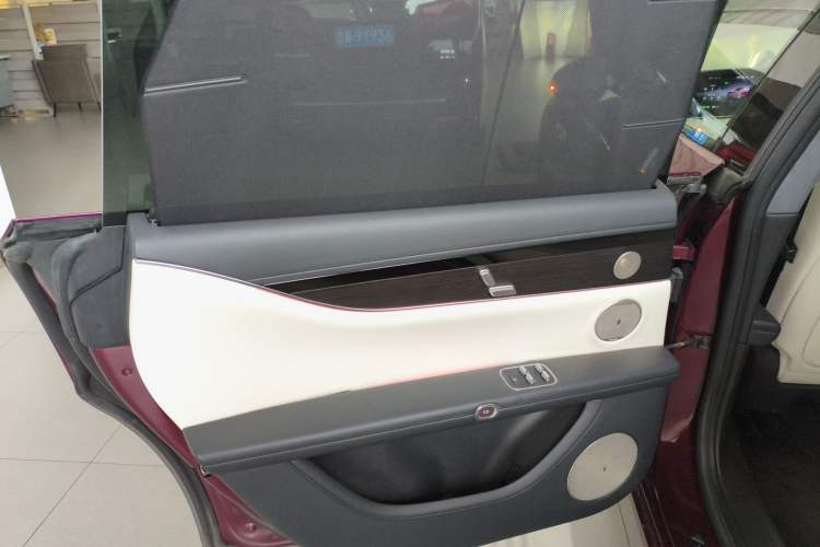 Used Hima Stelato S9 2024 All-Electric Ultra Four-Wheel-Drive Flagship Edition Left Rear Door Interior