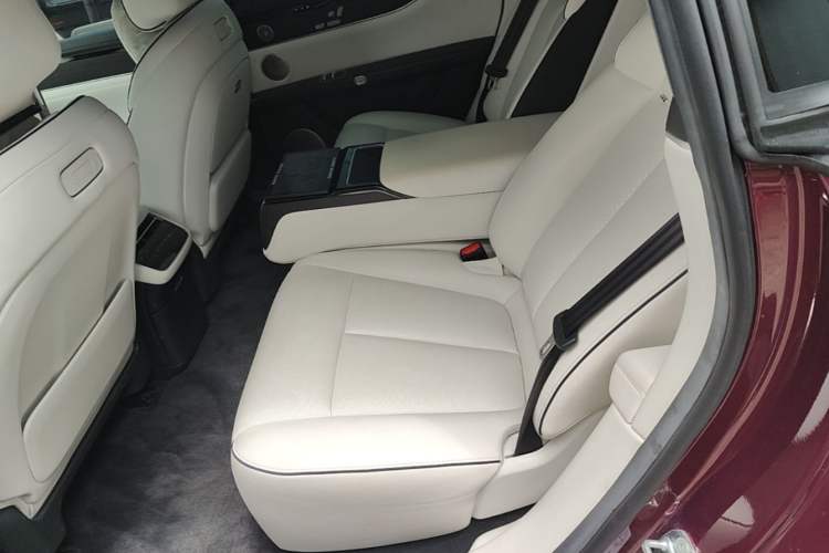 Used Hima Stelato S9 2024 All-Electric Ultra Four-Wheel-Drive Flagship Edition Left Rear Seat
