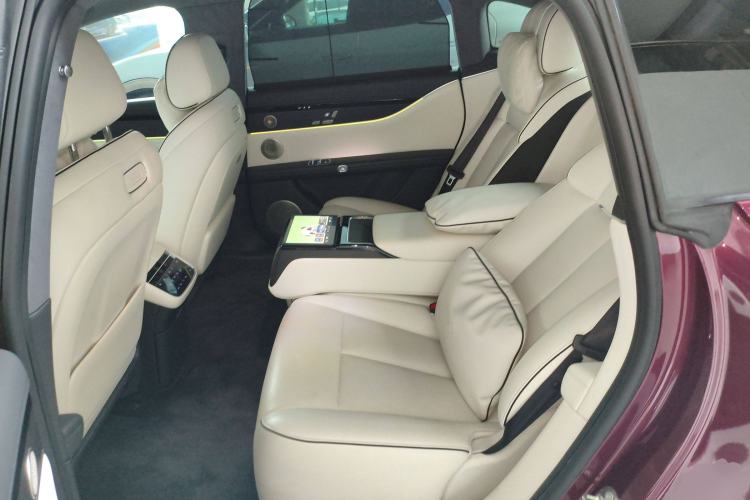 Used Hima Stelato S9 2024 All-Electric Ultra Four-Wheel-Drive Flagship Edition Left Rear Seat