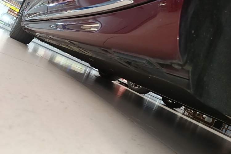 Used Hima Stelato S9 2024 All-Electric Ultra Four-Wheel-Drive Flagship Edition Left Side Sill