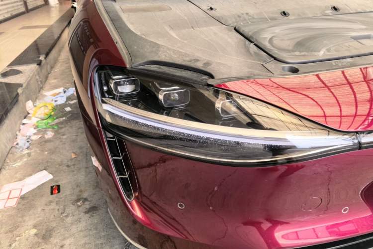 Used Hima Stelato S9 2024 All-Electric Ultra Four-Wheel-Drive Flagship Edition Right Front Headlight