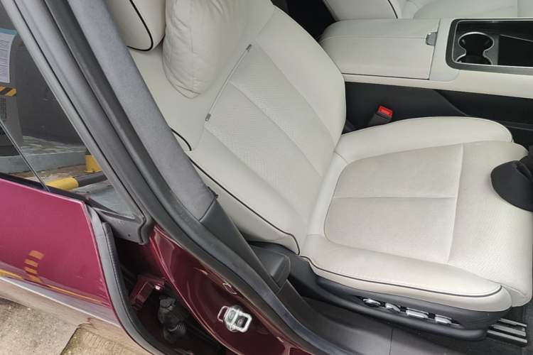 Used Hima Stelato S9 2024 All-Electric Ultra Four-Wheel-Drive Flagship Edition Right Front Seat