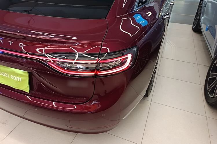 Used Hima Stelato S9 2024 All-Electric Ultra Four-Wheel-Drive Flagship Edition Right Rear Taillight