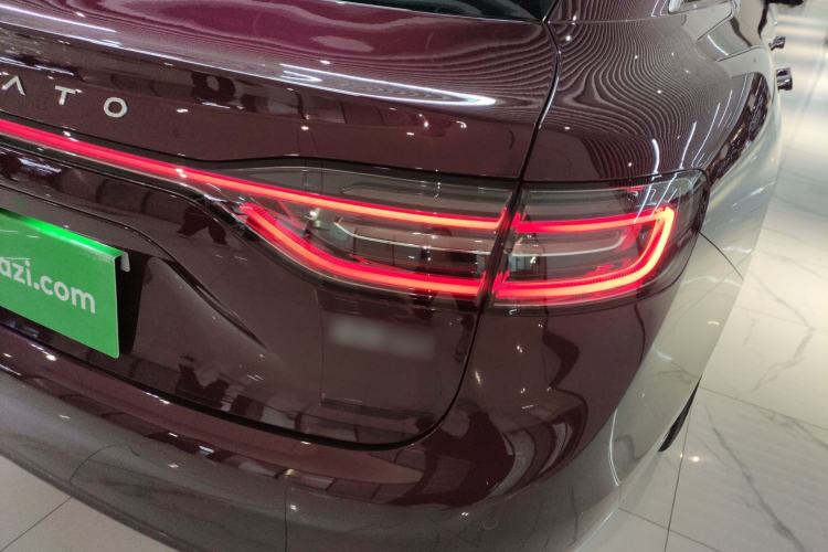 Used Hima Stelato S9 2024 All-Electric Ultra Four-Wheel-Drive Flagship Edition Right Rear Taillight